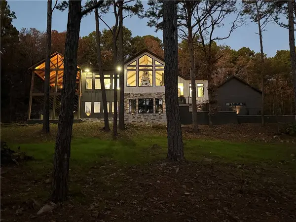 11320 Bay Ridge Dr, Dardanelle, AR 72834