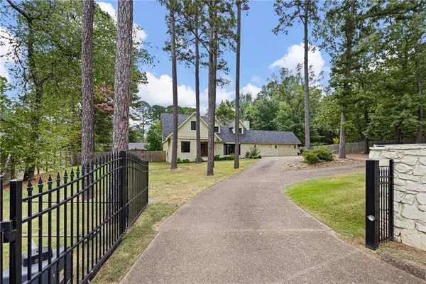 269 Inglewood, Russellville, AR 72801