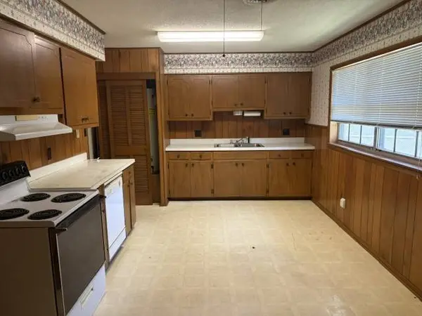 1729 17th Cir, Russellville, AR 72801