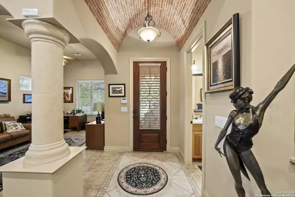 6730 Frua, San Antonio, TX 78257