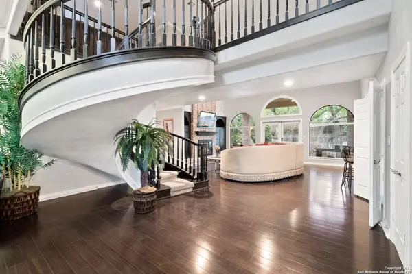 8 Rogers Wood, San Antonio, TX 78248