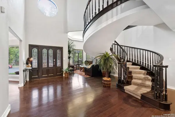 8 Rogers Wood, San Antonio, TX 78248