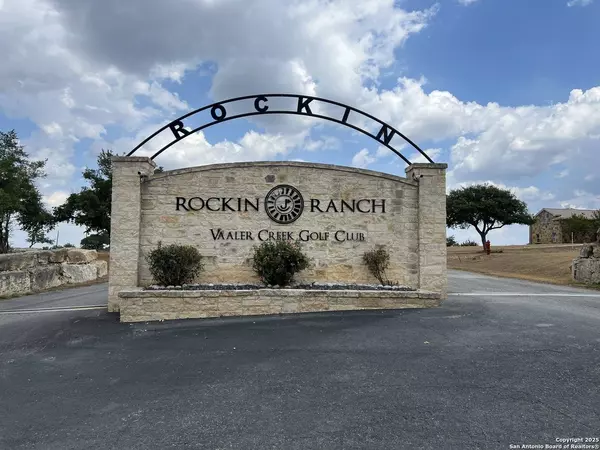 113 Daniel Jackson, Blanco, TX 78606