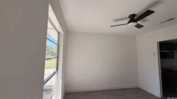 5719 Creekwood, San Antonio, TX 78233