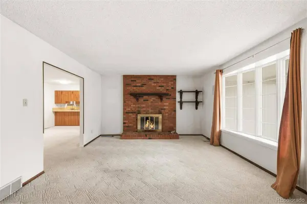 2345 Lanyon DR, Longmont, CO 80503