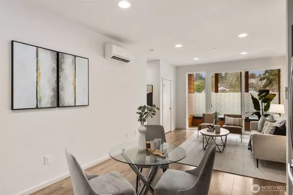 7507 25th AVE NE #B, Seattle, WA 98115