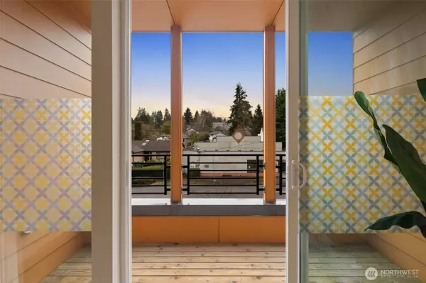 7507 25th AVE NE #B, Seattle, WA 98115