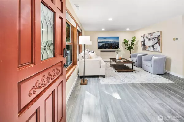 31828 NE 103rd ST, Carnation, WA 98014