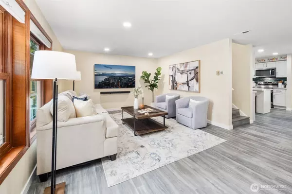 31828 NE 103rd ST, Carnation, WA 98014