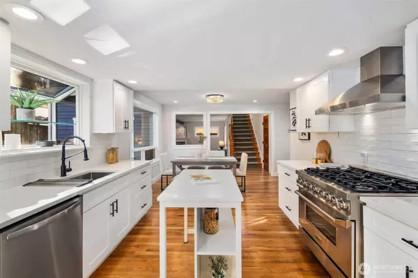 7316 128th AVE NE, Kirkland, WA 98033