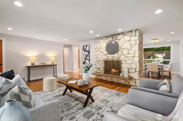 7316 128th AVE NE, Kirkland, WA 98033