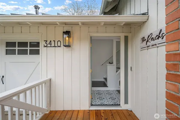 3410 77th AVE SE, Mercer Island, WA 98040