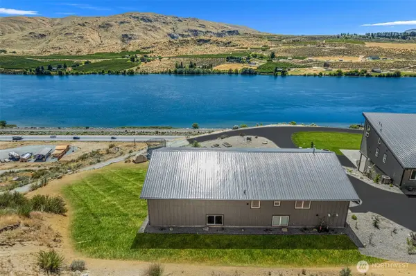 42 Osprey Nest RD, Pateros, WA 98846