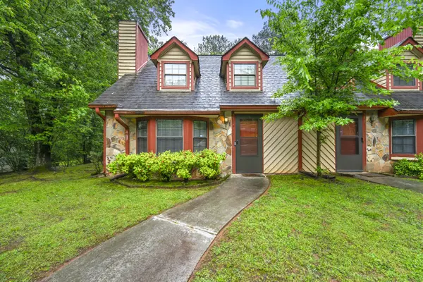 331 Booth Cir SW, Marietta, GA 30008-3556