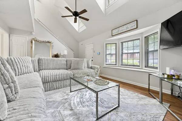 331 Booth Cir SW, Marietta, GA 30008-3556