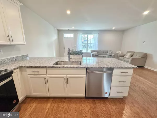 96 CEDAR CIRCLE, Levittown, PA 19055