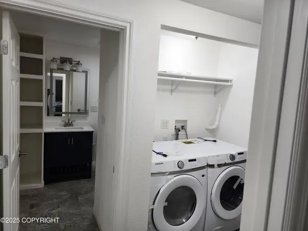 6949 Ahmaogak ST, Barrow, AK 99723