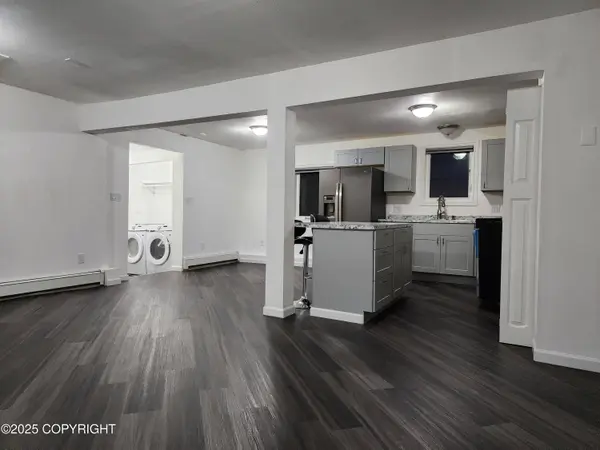 6949 Ahmaogak ST, Barrow, AK 99723