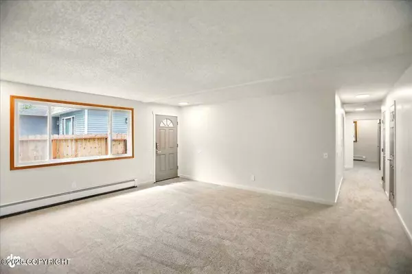 3962 Reka DR #C1, Anchorage, AK 99508