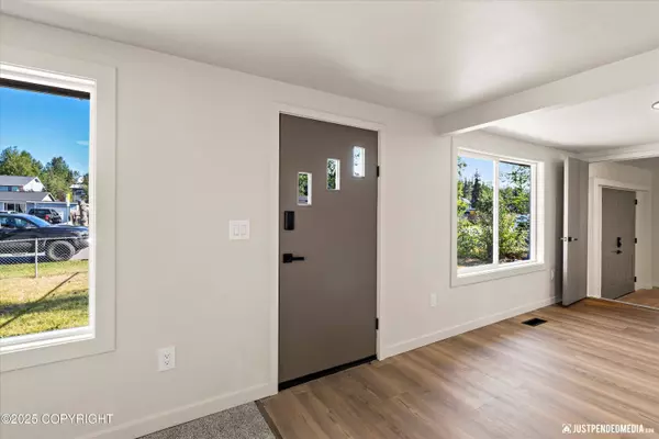 6600 E 8th AVE, Anchorage, AK 99504