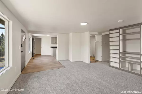 6600 E 8th AVE, Anchorage, AK 99504