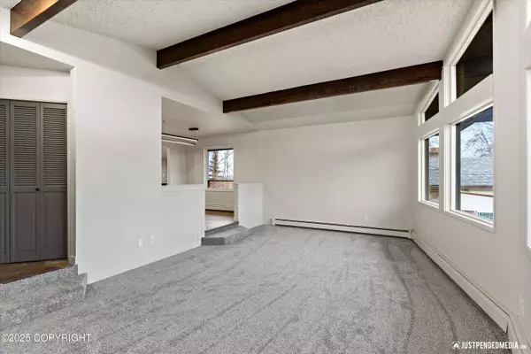 1749 Brink DR, Anchorage, AK 99504