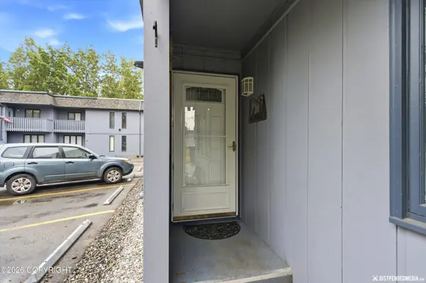 2921 W 29TH AVE 8B, Anchorage, AK 99517