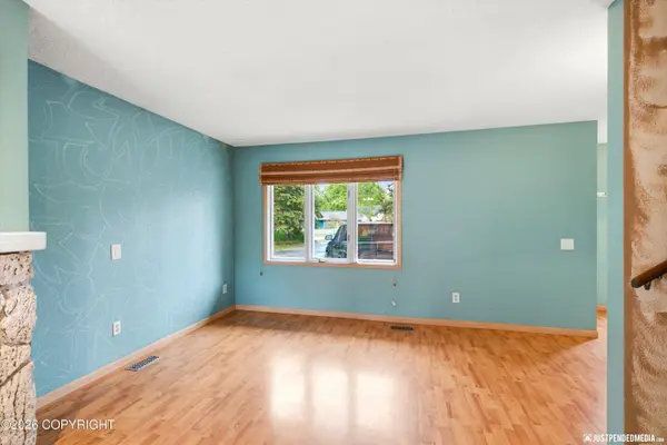 2921 W 29TH AVE 8B, Anchorage, AK 99517