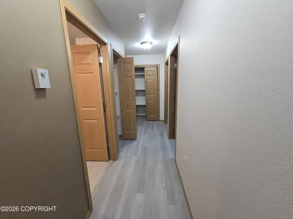 8442 Sanatu ST, Barrow, AK 99723