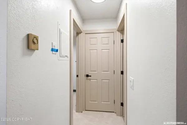 2201 Romig PL 201, Anchorage, AK 99503
