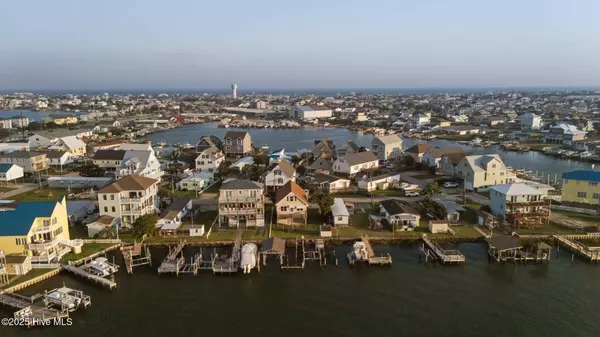 241 Moonlight DR, Atlantic Beach, NC 28512