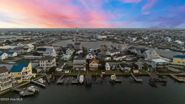 241 Moonlight DR, Atlantic Beach, NC 28512