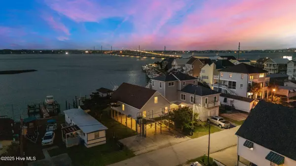 241 Moonlight DR, Atlantic Beach, NC 28512