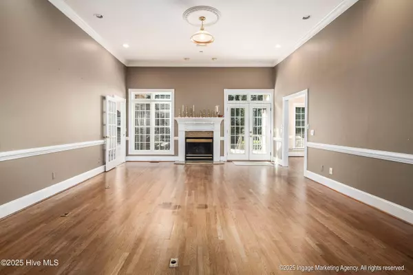 1700 Bloomsbury RD, Greenville, NC 27858