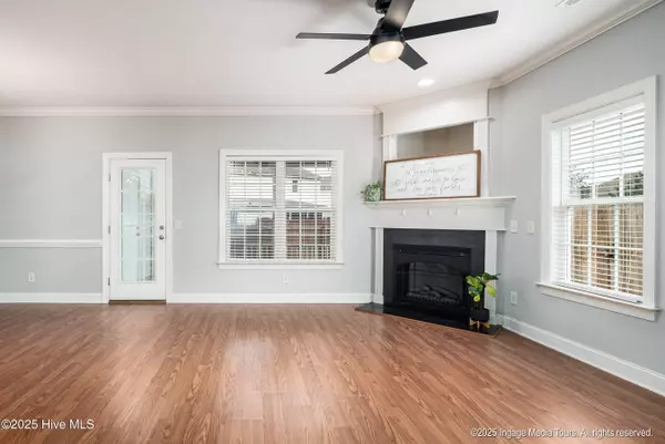 2041 Cambria DR #B, Greenville, NC 27834