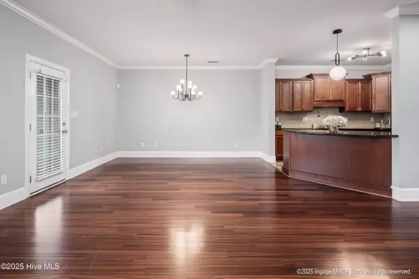 2316 Dovedale DR #A, Greenville, NC 27834