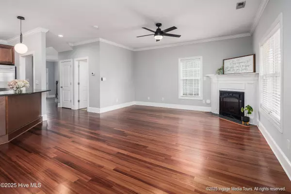 2316 Dovedale DR #A, Greenville, NC 27834