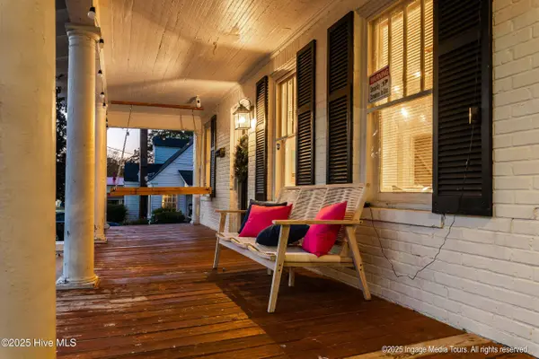 807 E 3rd ST, Greenville, NC 27858