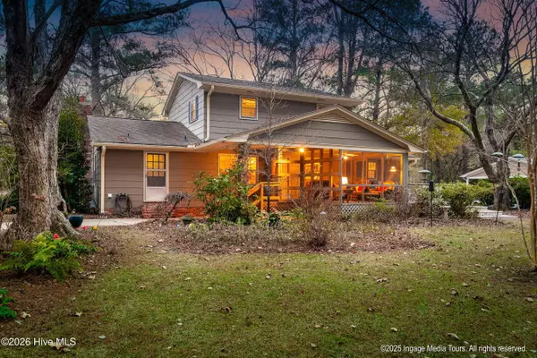 200 Fox Haven DR, Greenville, NC 27858