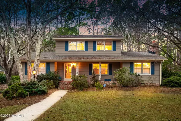 200 Fox Haven DR, Greenville, NC 27858