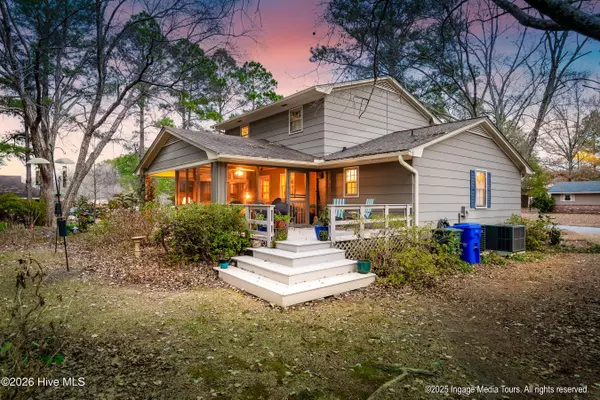 200 Fox Haven DR, Greenville, NC 27858