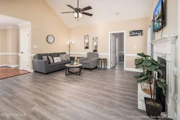 4412 Surrey Meadows DR, Winterville, NC 28590
