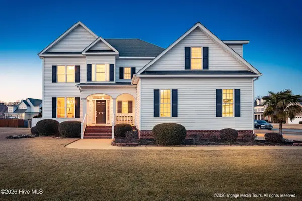 675 Stillwater DR, Winterville, NC 28590