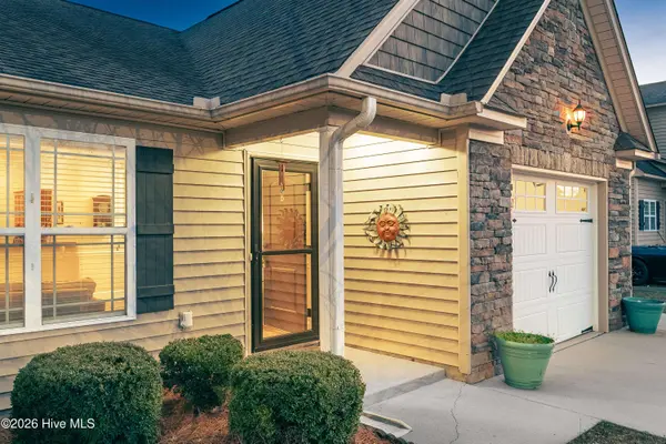 2229 Sweet Bay DR, Greenville, NC 27834