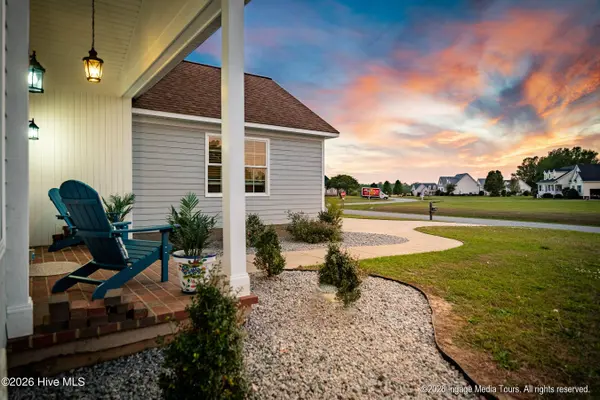 825 Ladle DR, Greenville, NC 27858