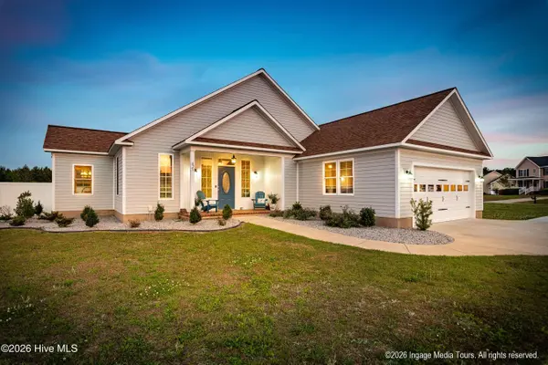 825 Ladle DR, Greenville, NC 27858