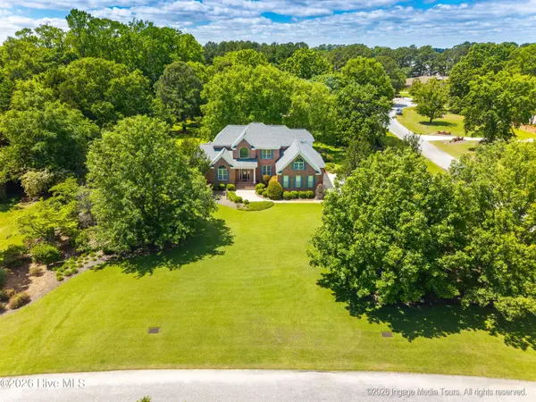 4202 Sterling Trace DR, Winterville, NC 28590