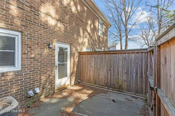101 David DR #B15, Greenville, NC 27858