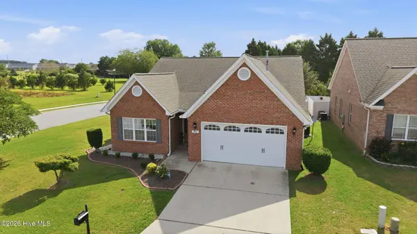 932 Dearborn CT, Winterville, NC 28590