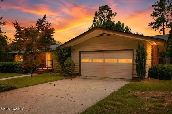 1020 Longshore DR, Snow Hill, NC 28580